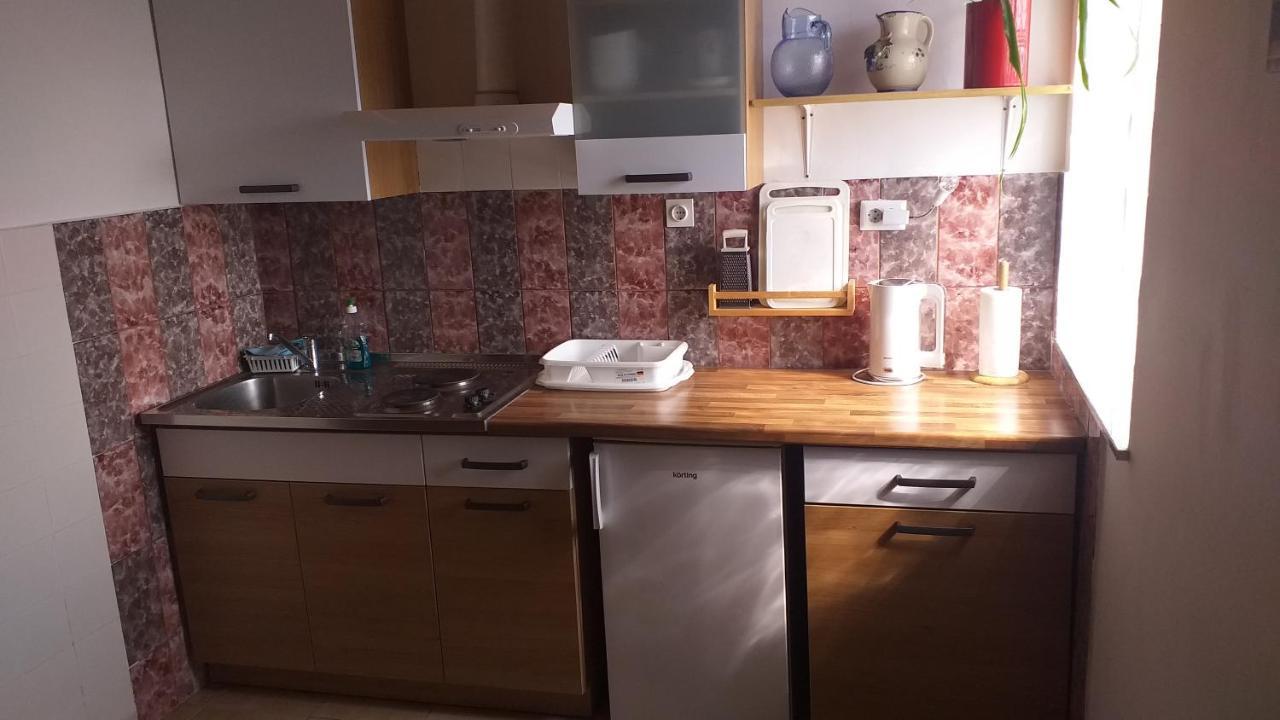 Apartment Beautiful Crni Kal Exterior photo